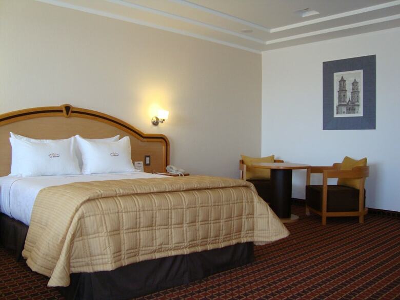 Hotel Suites Inn La Muralla Metepec