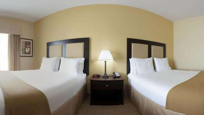 Hotel Holiday Inn Express & Suites Georgetown