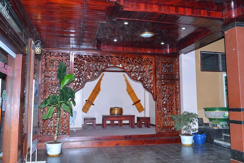 Anoulackkhenlao Hotel
