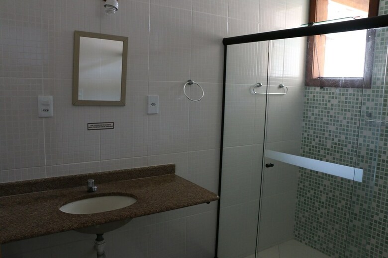 Hostal Enseada Hostel
