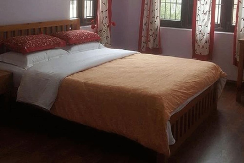 Hotel Queen Forest Homestay