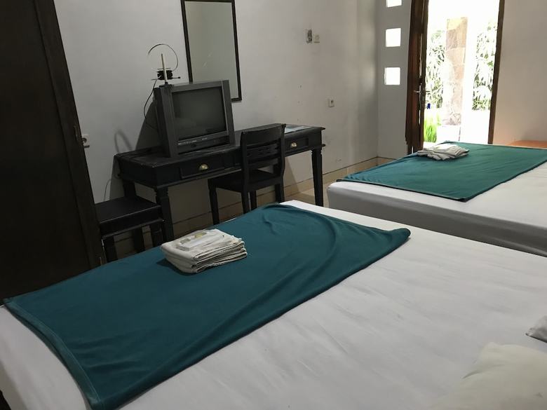 Hotel Popi (Pondok Pisang)