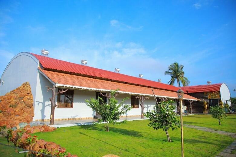 Hotel Gk Hill View Resort, Kaiwara