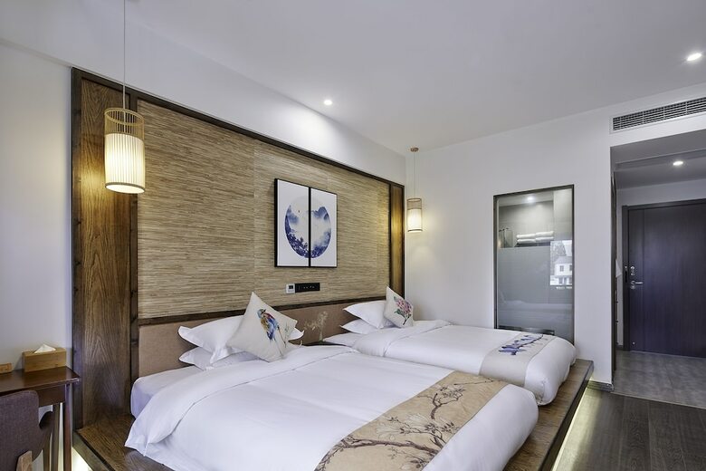 Posada Floral Hotel Deqing Qinzizaiju
