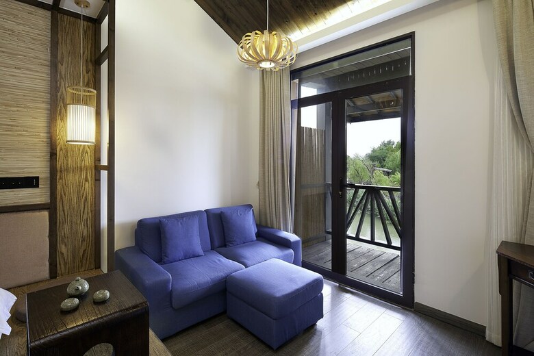 Posada Floral Hotel Deqing Qinzizaiju