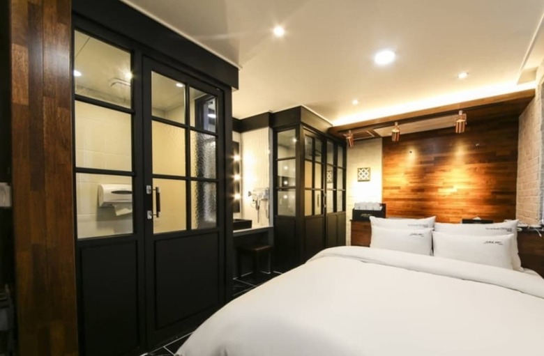 Scarleet O'hara Hotel