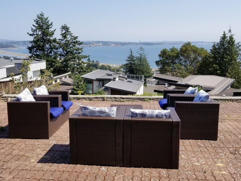 Victoria Ocean View B&B House