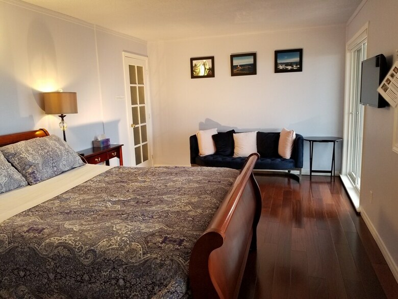 Victoria Ocean View B&B House