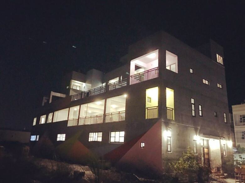 Bed & Breakfast Isvara Hotel