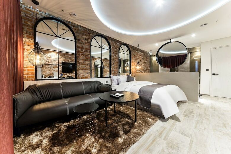 Yongin Astro Hotel