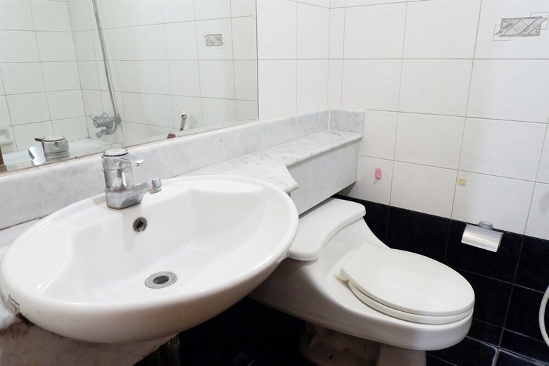Spacious 2br Slipi Apartment Near Senayan