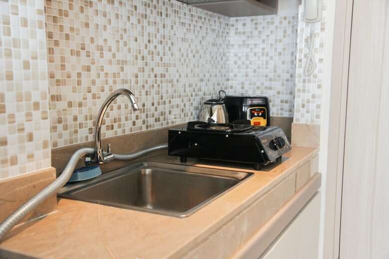 Cozy Studio Apartment At Elpis Residence