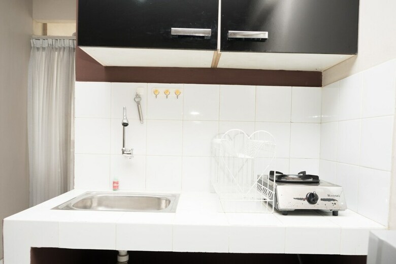 Classic 2br Apartment At Gateway Ahmad Yani
