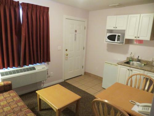 Motel Cactus Tree Inn