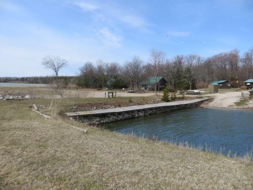Lake Wolsey Cabins