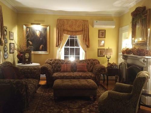 Briarwood Bed & Breakfast