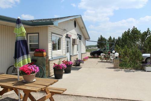 Quest Motel