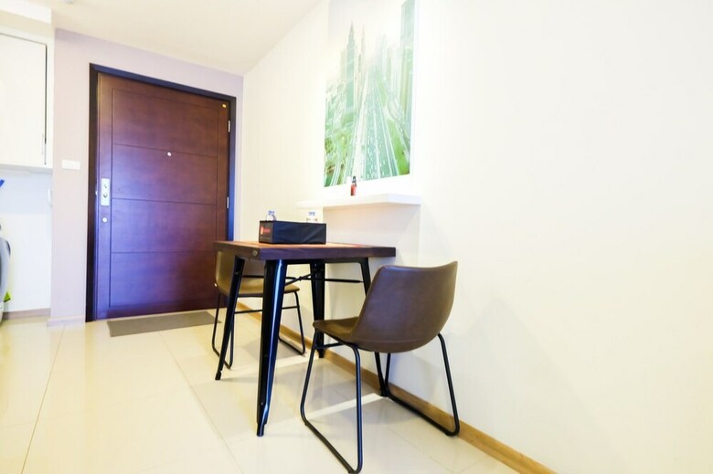 1br Apartment With Big Sofa Bed At Casa Grande Residence