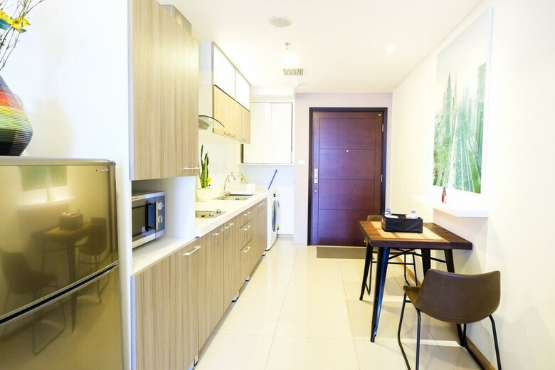 1br Apartment With Big Sofa Bed At Casa Grande Residence