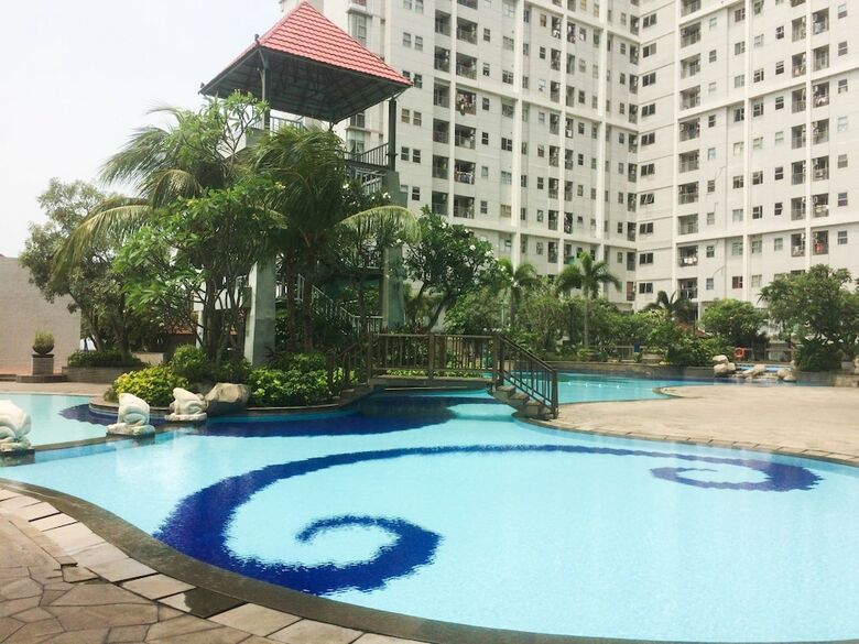Modern 2br Apartment @seasons City