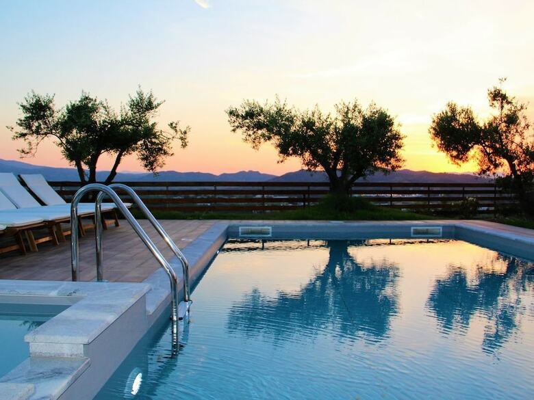 Mythic Olive Villa Views - Private Pool