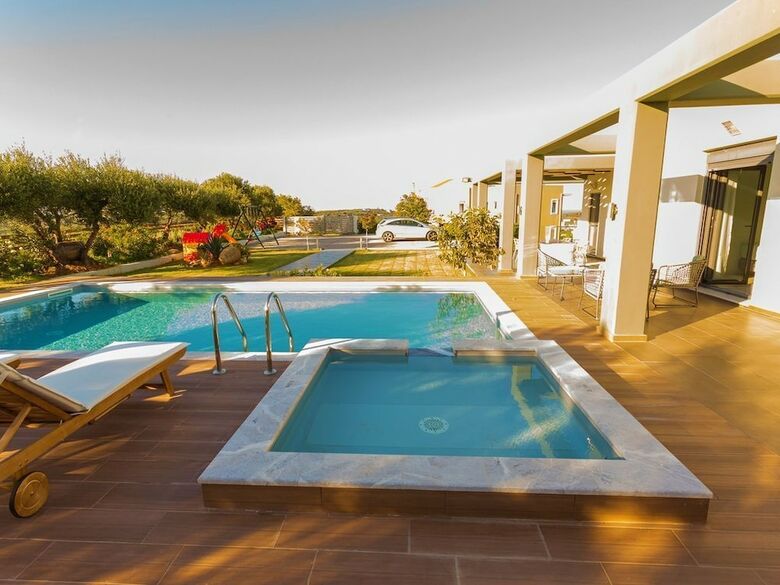Mythic Olive Villa Views - Private Pool