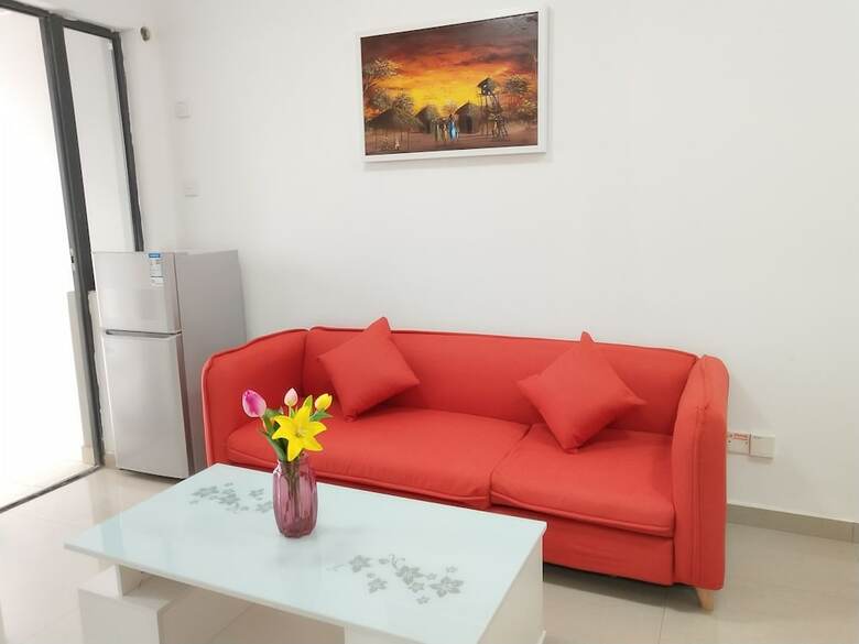Gemmed Apartment