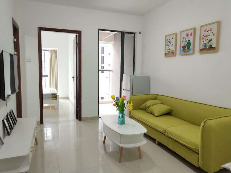 Gemmed Apartment