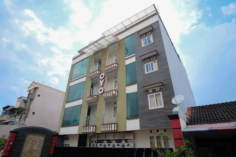 Hostal Oyo 294 Andrea Residence Syariah