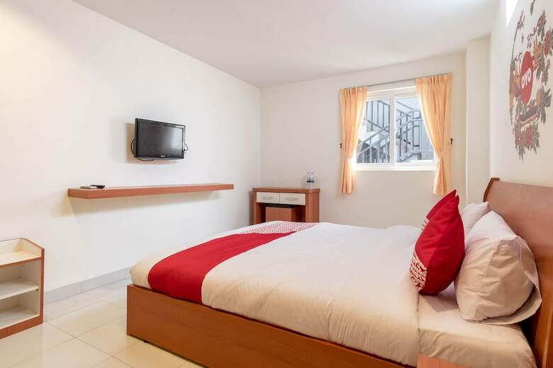 Hostal Oyo 294 Andrea Residence Syariah