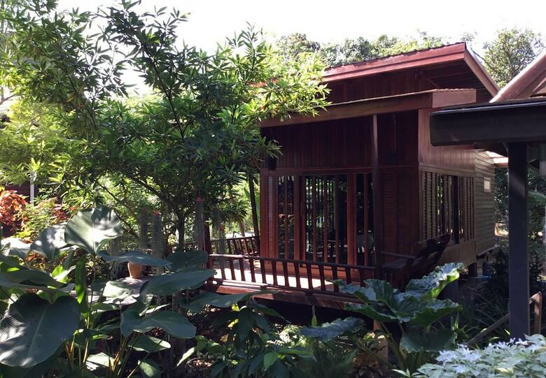 Hotel Rustic Charm Suphan