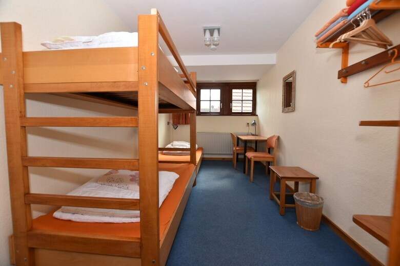 Hostal Herberge Orange