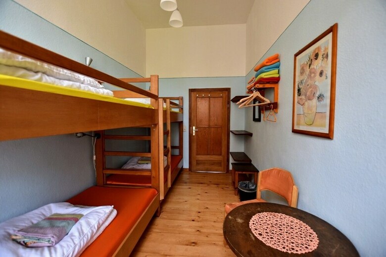 Hostal Herberge Orange