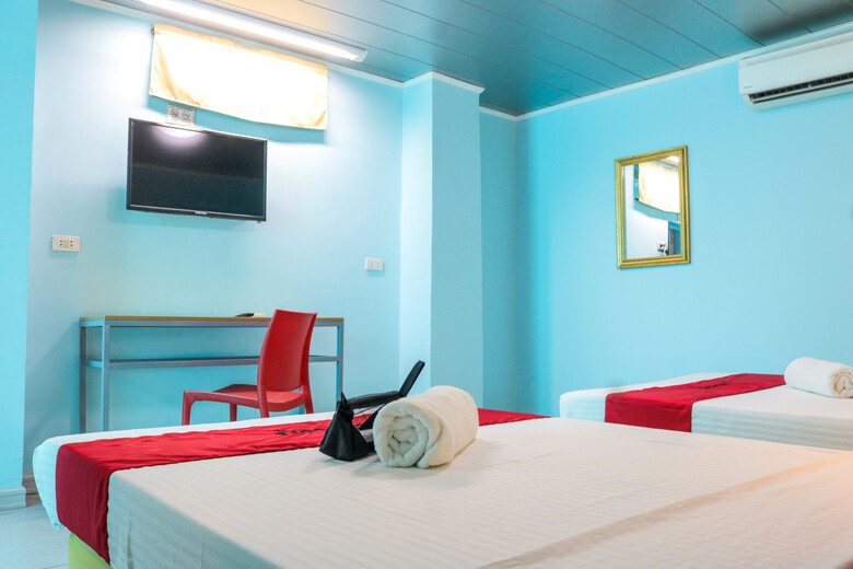 Hotel Reddoorz Plus Near Uv Mandaue Cebu