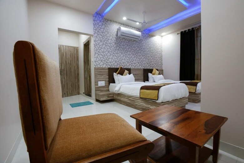 Hotel Krish Palace