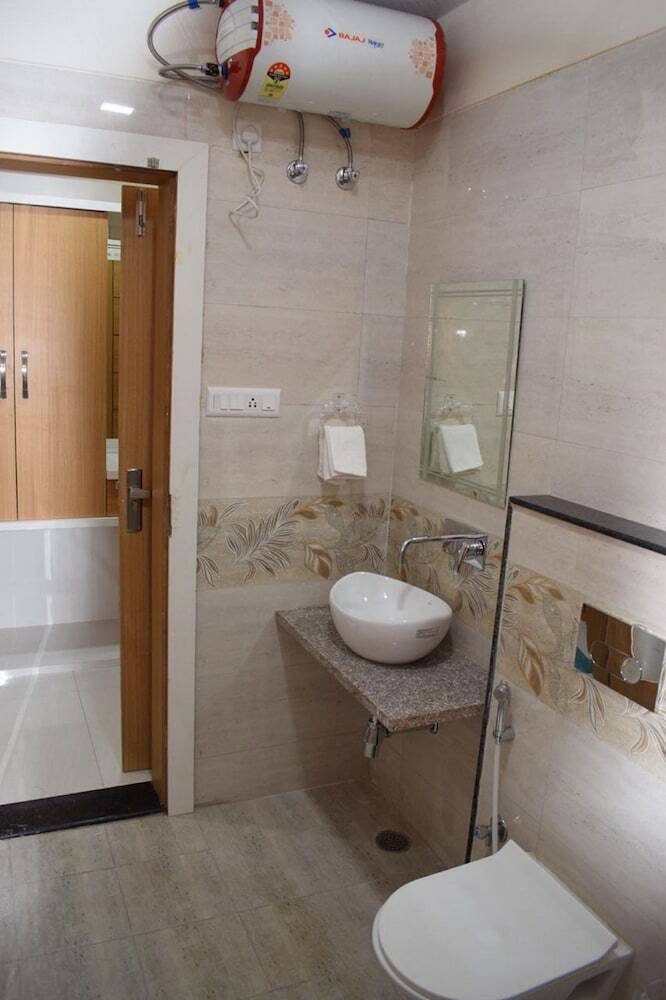 Hotel Krish Palace