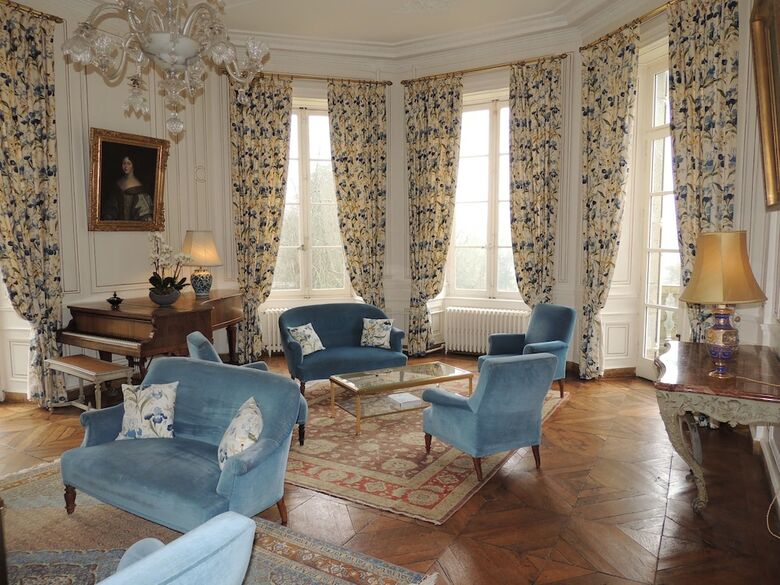 Hotel Ch�teau de Locgu�nol�
