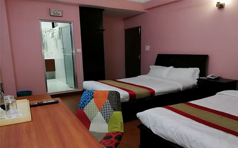Hotel Awana