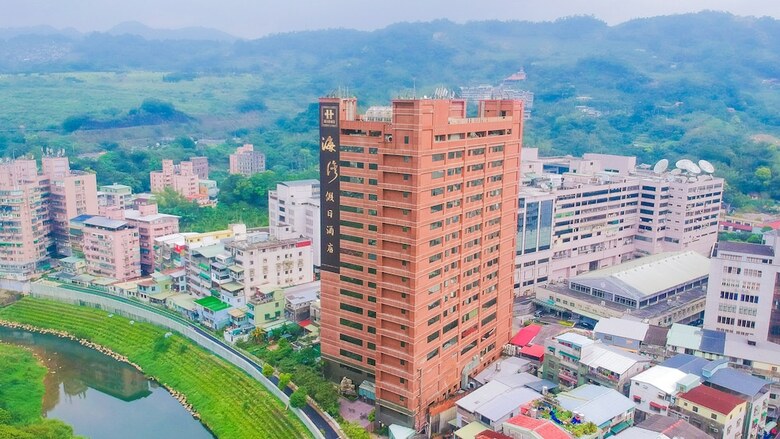 Hione Holiday Hotel