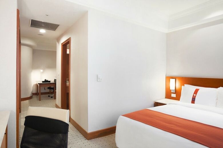 Hione Holiday Hotel