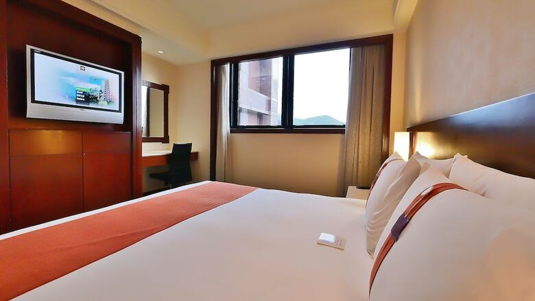 Hione Holiday Hotel