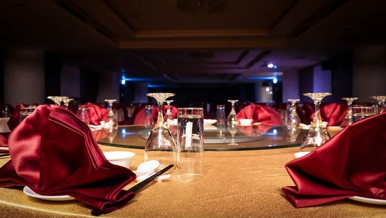 Hione Holiday Hotel