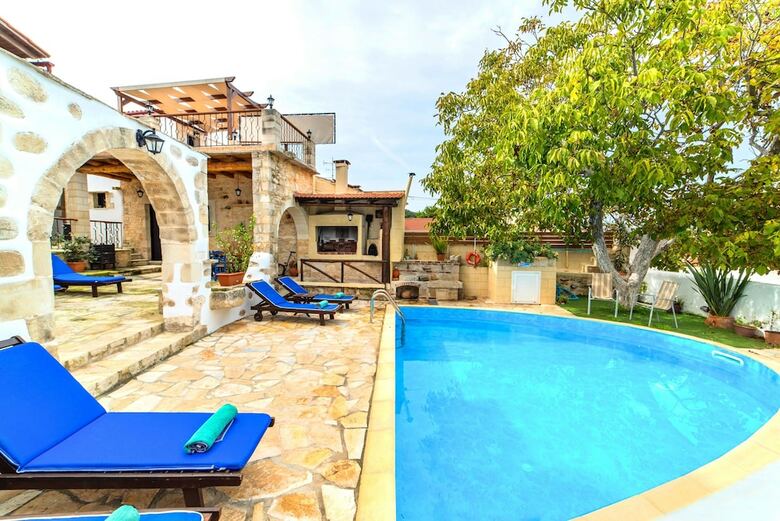 Villa Grape Cottage Heated Pool