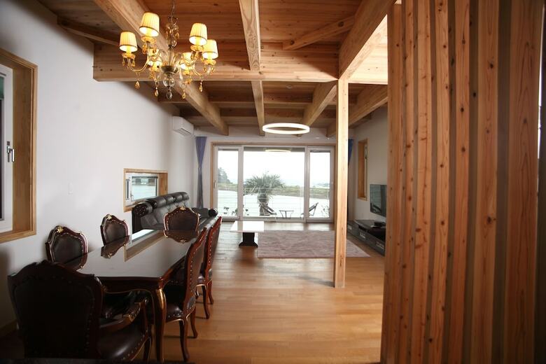 Jeju Lake Pension