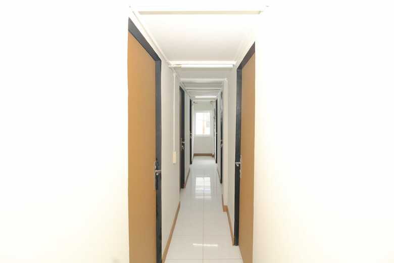 Hostal Kamar Keluarga Syariah Cendrawasih