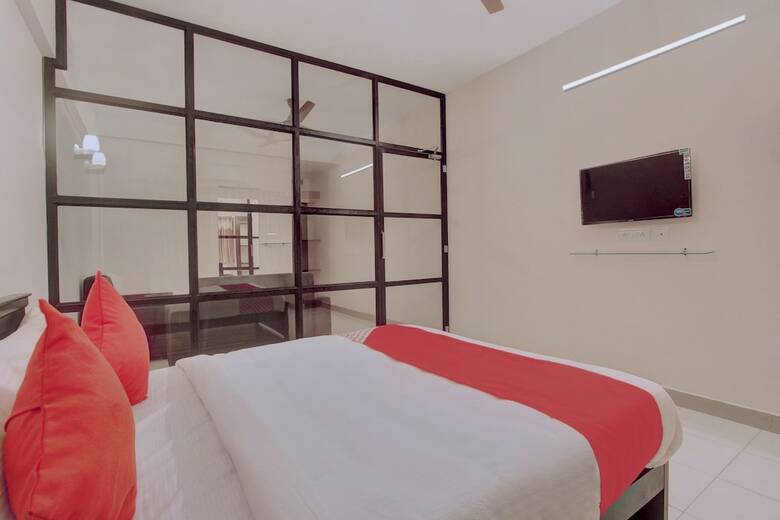 Hotel Oyo 24721 Sweven Stays
