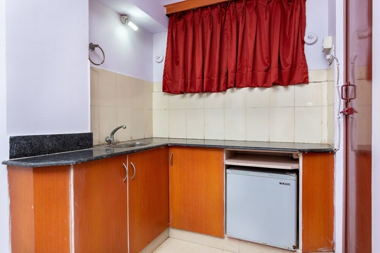 Hotel Oyo 18953 Anara Residency