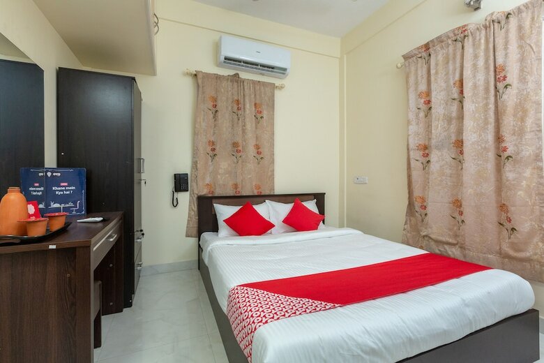 Hotel Oyo 23081 Little Stay Service Apartments