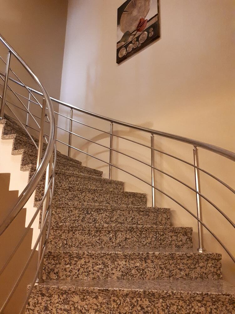 Hotel Lazlakar