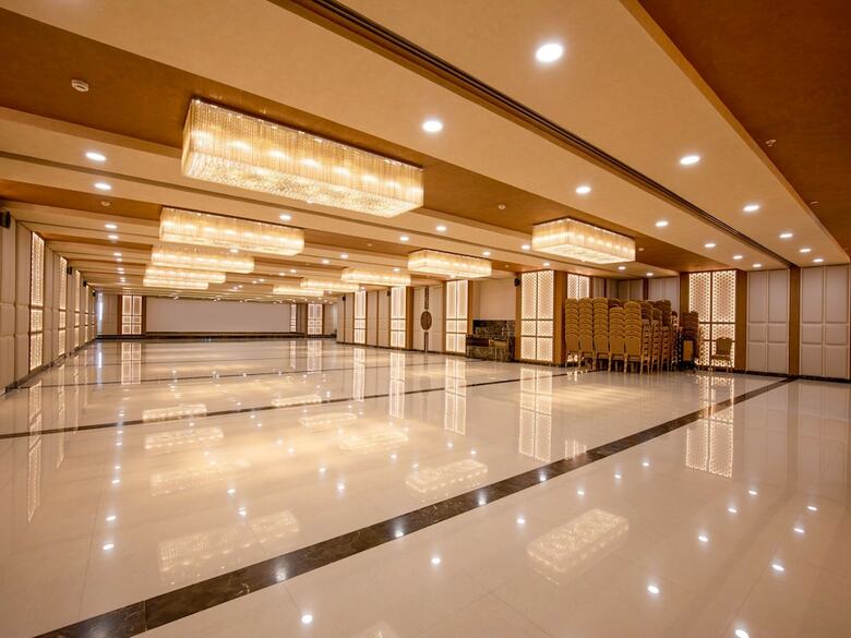 Hotel Oyo 4035 Spg Grand